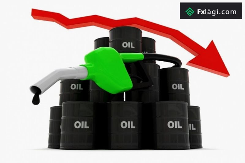 Giá dầu giảm hơn 4 USD/thùng vào thứ Tư